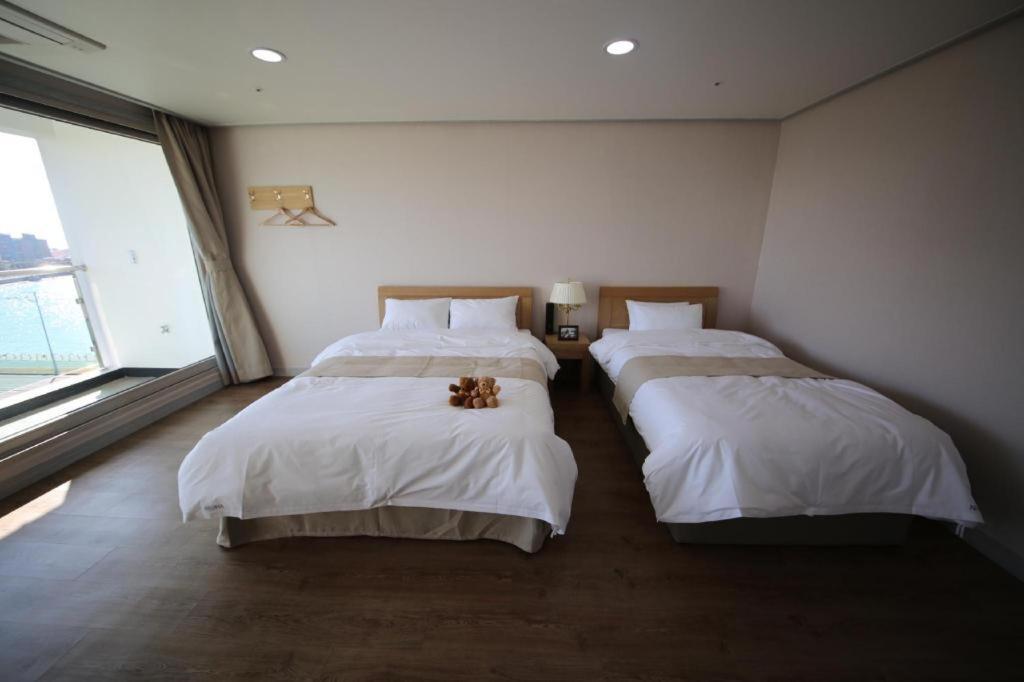 Hotel Aroha Jeju Seogwipo Ngoại thất bức ảnh