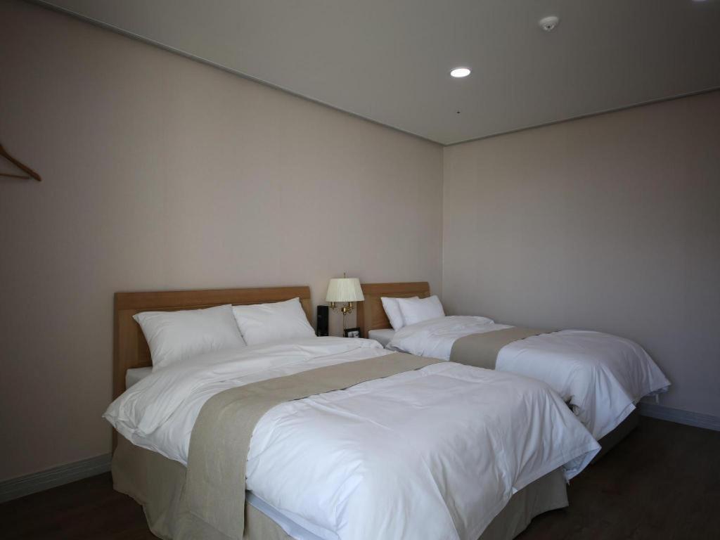 Hotel Aroha Jeju Seogwipo Ngoại thất bức ảnh